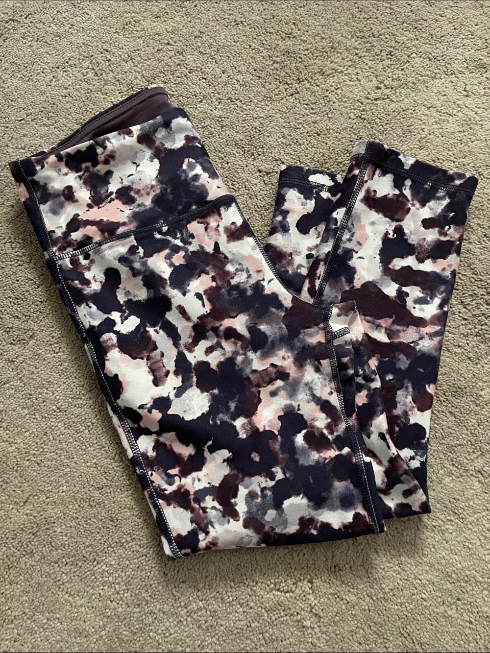 Marika Sport Abstract Camo Capri Leggings